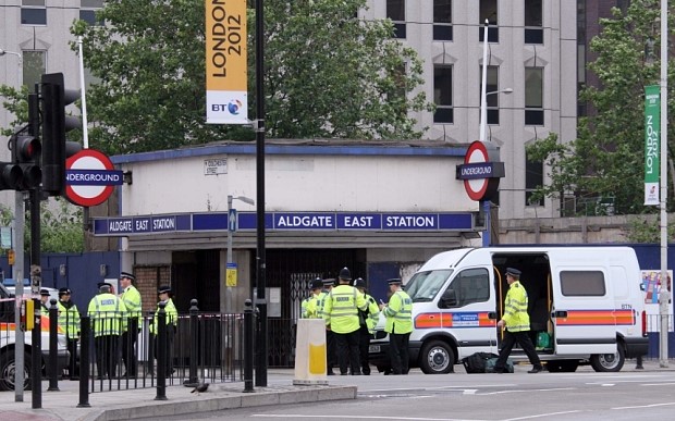 The scene outside Aldgate station on 7/7 (Photo: Ian Jones)