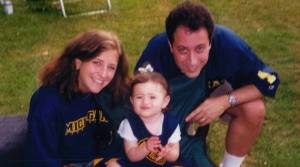 Jill Pila and James Gartenberg pose with their daughter Nicole before James’s death on 9/11