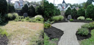 Pearl River Memorial before - L - and after - R - cleaning