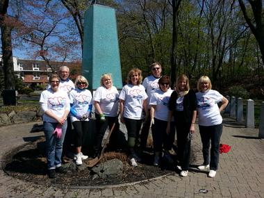 Pictured (from left) are Kristine Zimmermann, Jerry Robinson, Carol Tener, Cynthia Alexander, Wende Gates, George Kraus, Yolanda Escobar-Flores, Janice Good-Piga, Lee Corcoran.