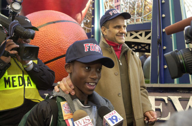 New York Yankees manager Joe Torre and White Knoll Middle School student Maurice Hallman at the 75th Annual Macy's Thanksgiving Day Parade on 11/22/2001. Erik Campos, The State
