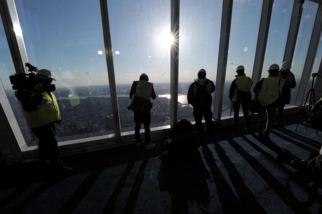 The view from the 102nd floor makes New York City flat like a pancake. Stan Honda/Afp/Getty Images
